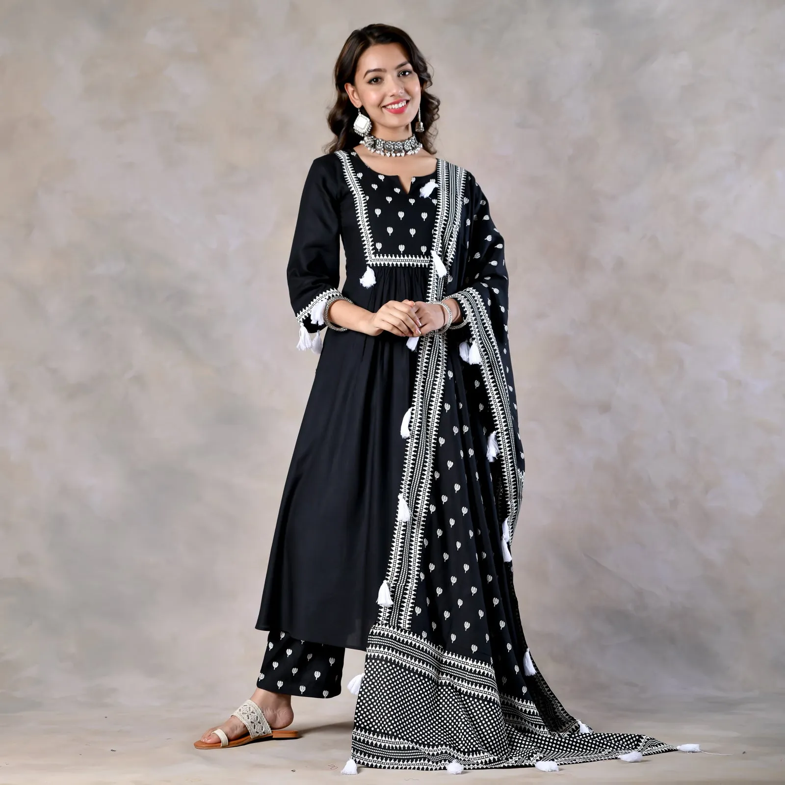 Black Front Gathered Kurta Set with Tassels