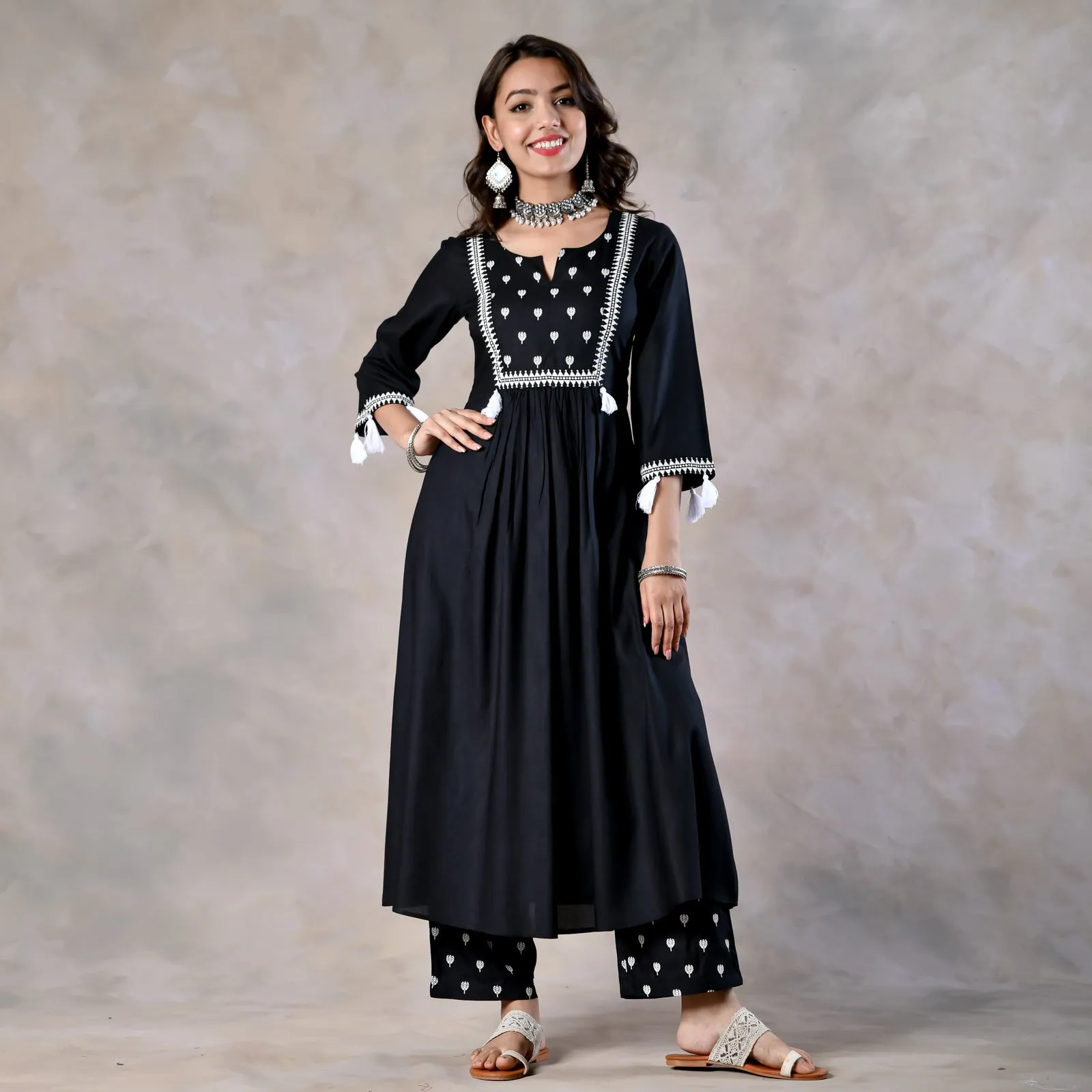 Black Front Gathered Kurta Set with Tassels