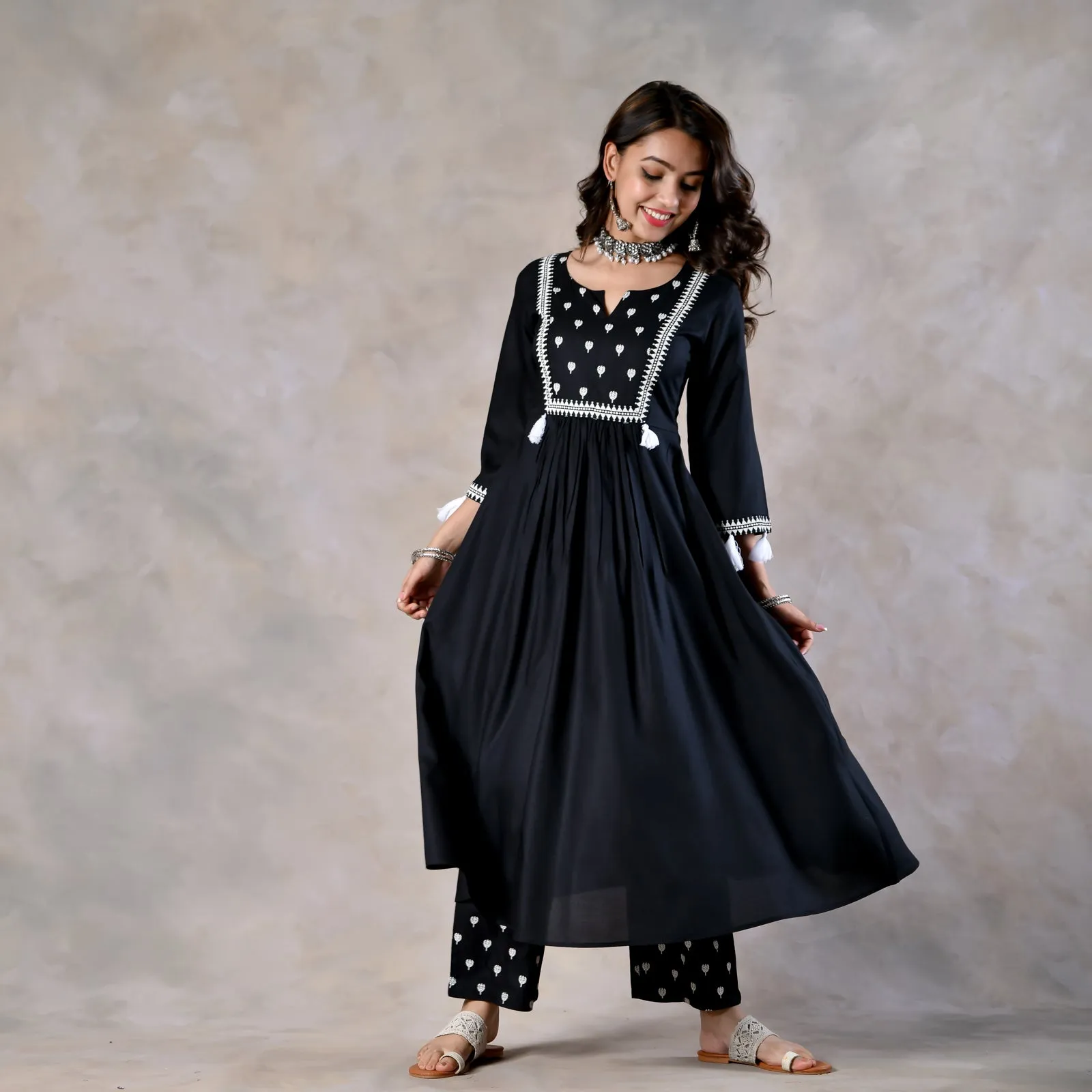 Black Front Gathered Kurta Set with Tassels