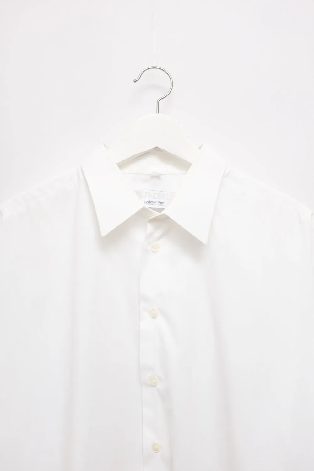 CLASSY SHORT ARMS WHITE OVERSIZE SHIRT