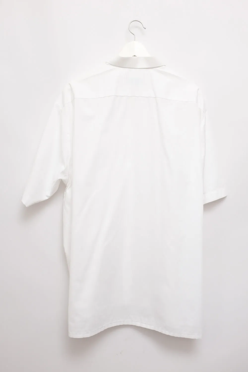 CLASSY SHORT ARMS WHITE OVERSIZE SHIRT